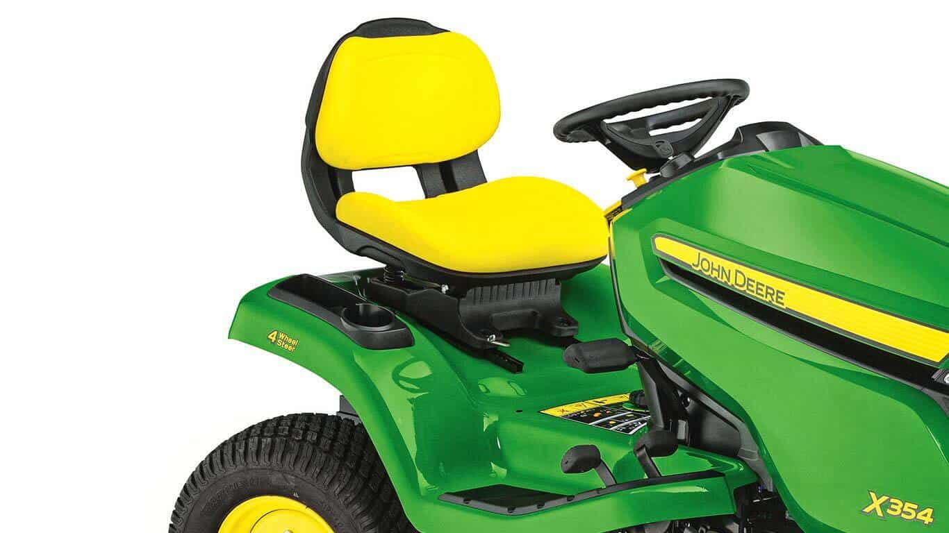 John Deere X590 Hi-Performance Side Discharge, Mulch & opt, Grass Collection Ride on Lawnmower