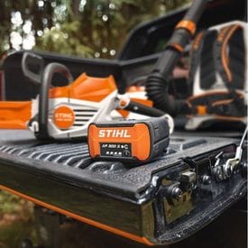 Cordless Battery - Lifestyle Cordless Battery - Lifestyle