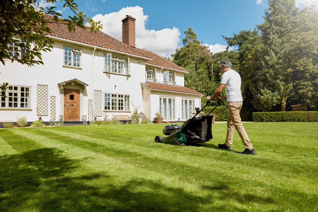 Hayter 56 60v Cordless Rear Roller Mower 577A (Unit Only)