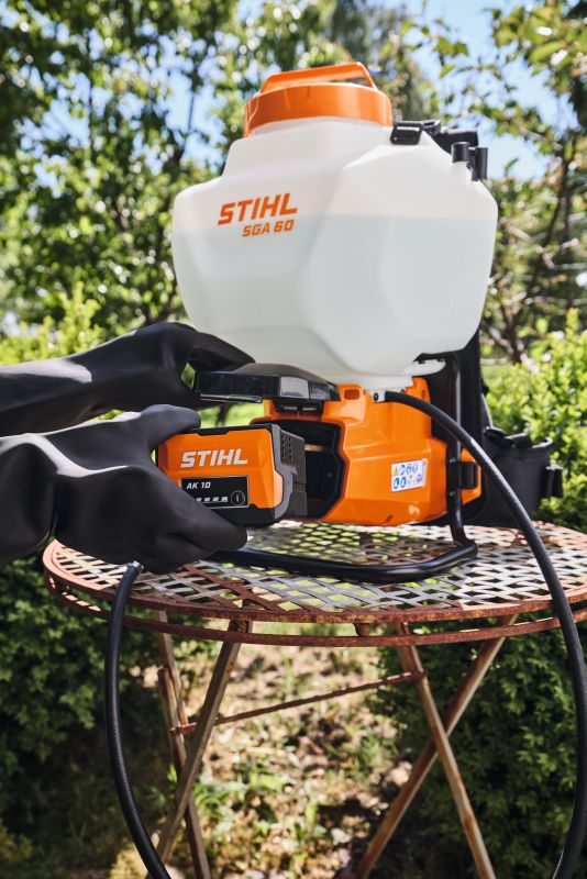 STIHL SGA 60 15L Cordlless Sprayer (Unit Only)- AK System